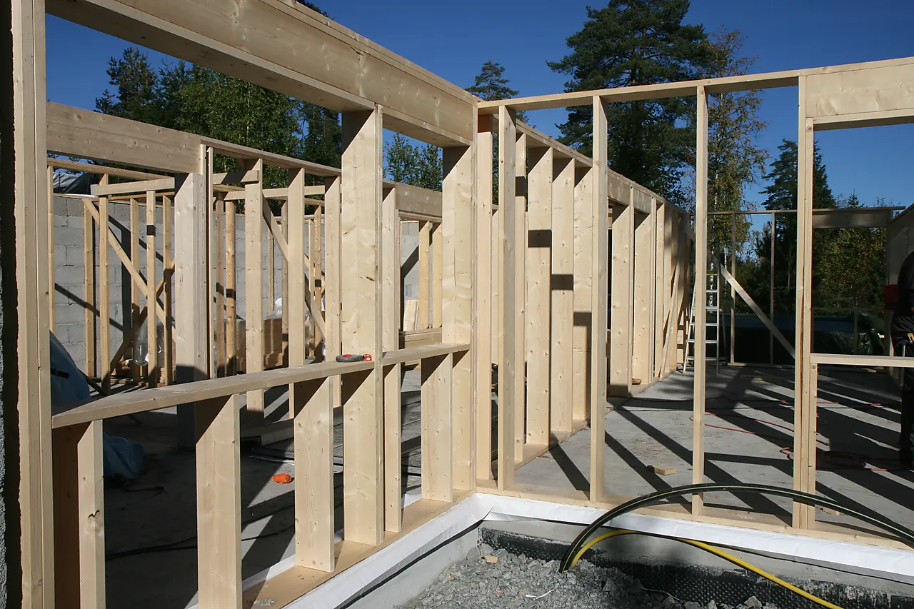 Konstruksjonsvirke C24 ubehandlet gran 36x98 mm null - null - 3 - Miniatyr