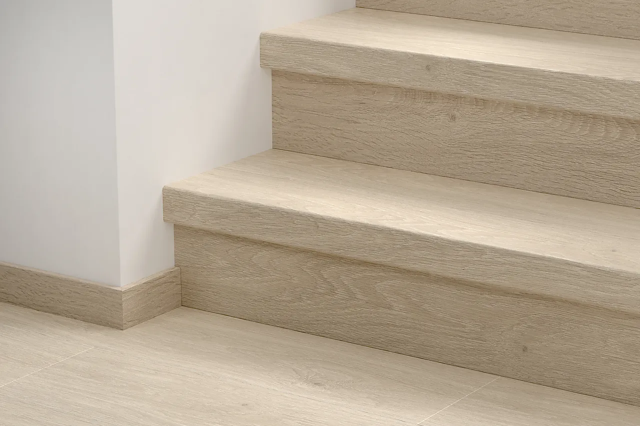 Trappeneselist beige Washed Oak 1474x136x54 mm
