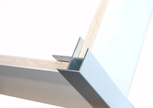 Hjørnelist baderom aluminium hvit