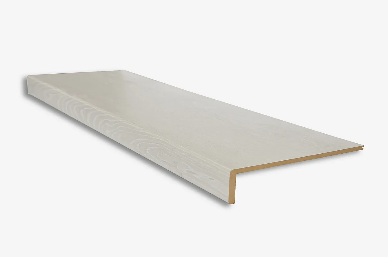 Trinn Lasert Eik 56x300x1000 mm Trinn Lasert Eik 56x300x1000 mm