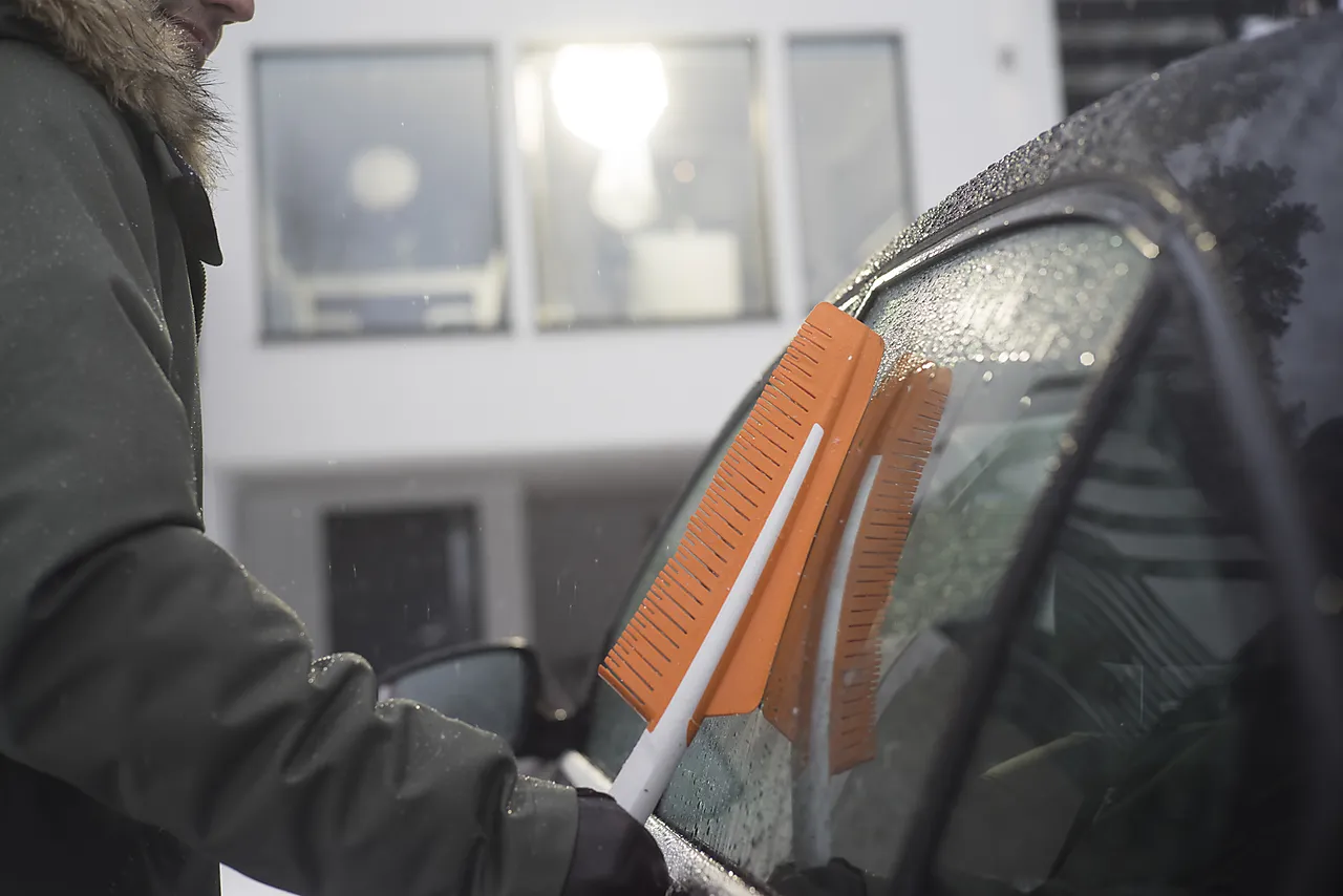 Snowxpert kost & isskrape Snowxpert kost & isskrape