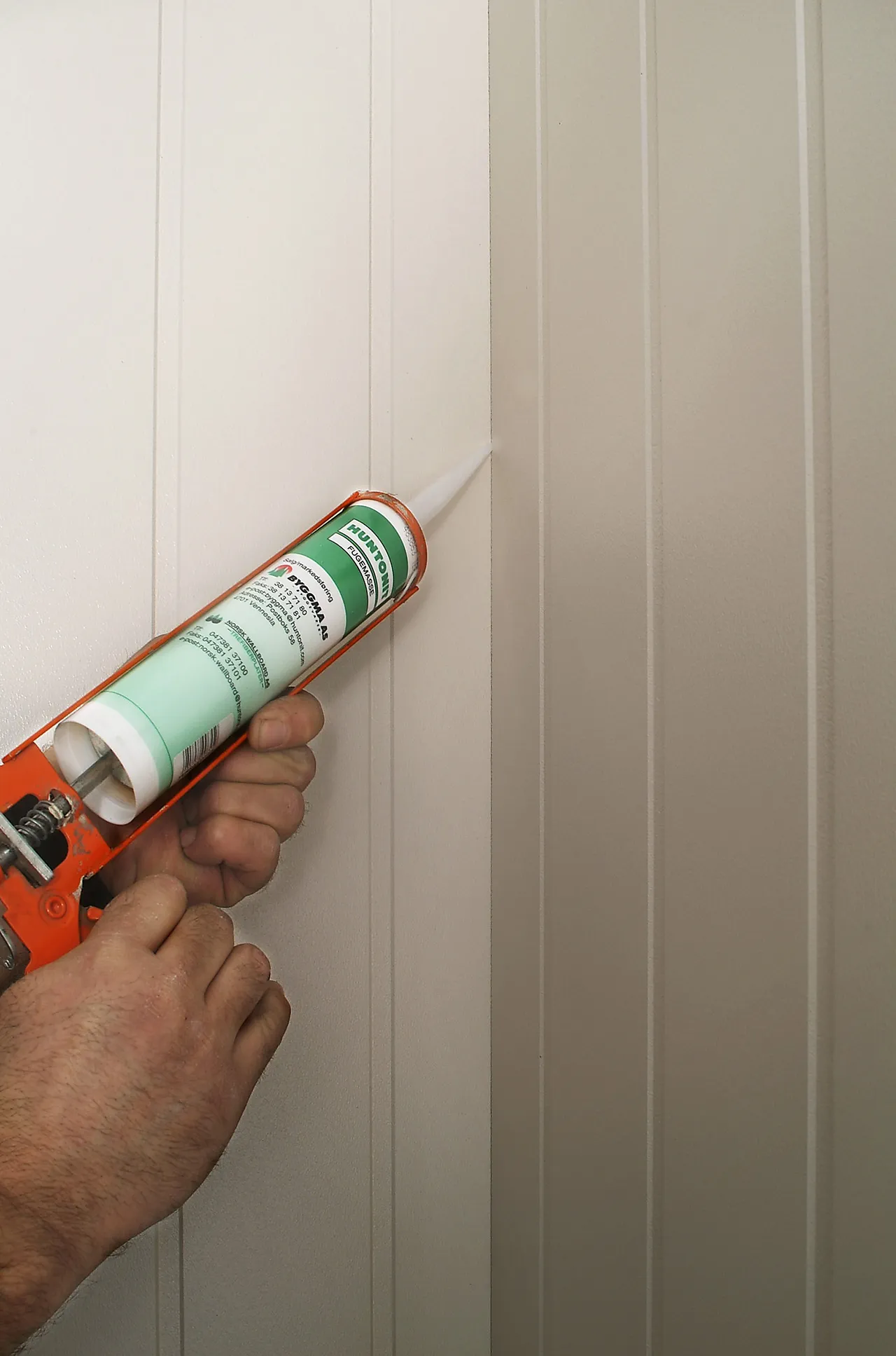 Fugemasse akryl innvendig hjørne caffelatte 300ml