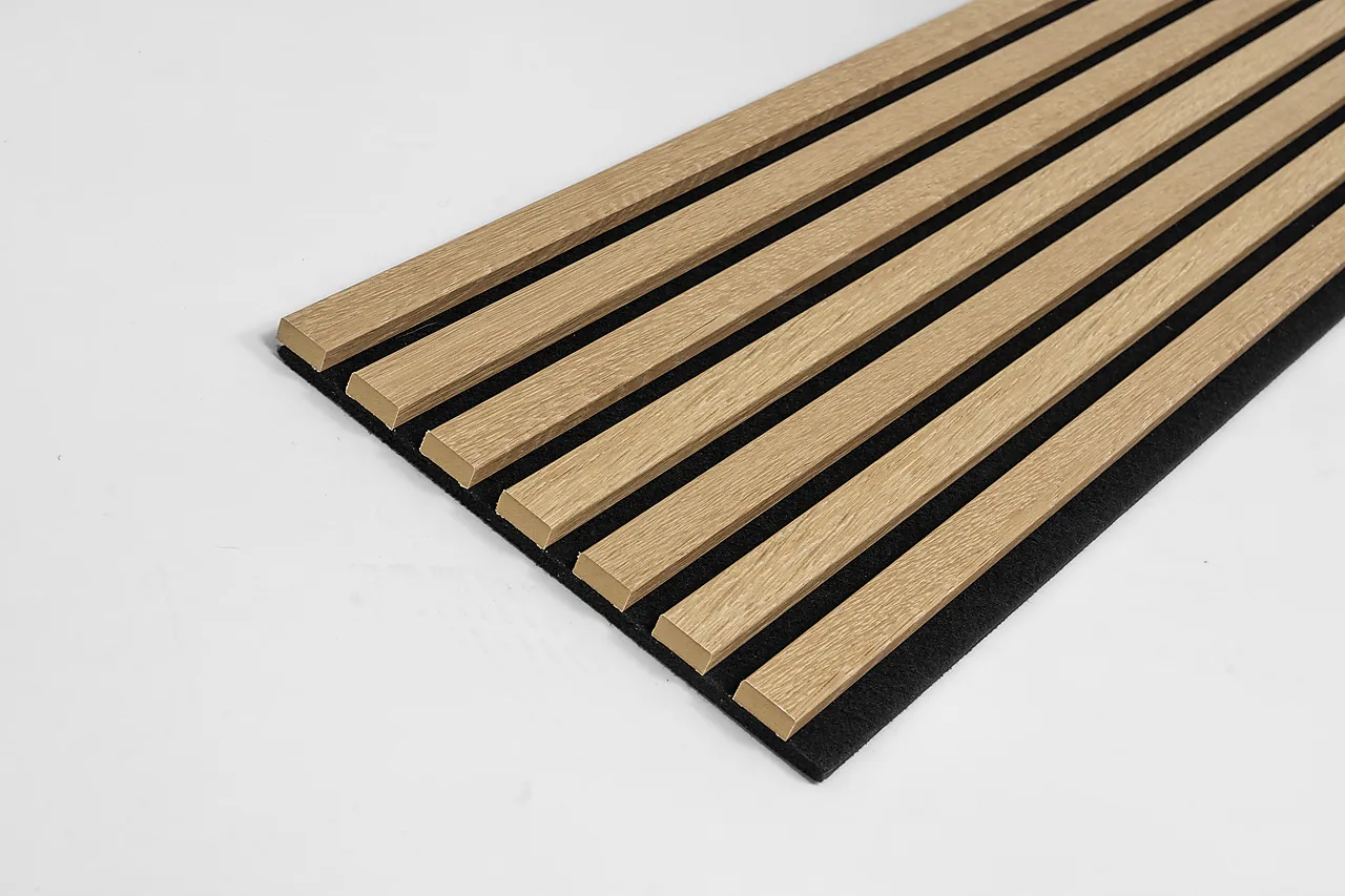 Spileplate akustikk 300x2400 lys eik 2 stk Spileplate akustikk 300x2400 lys eik 2 stk