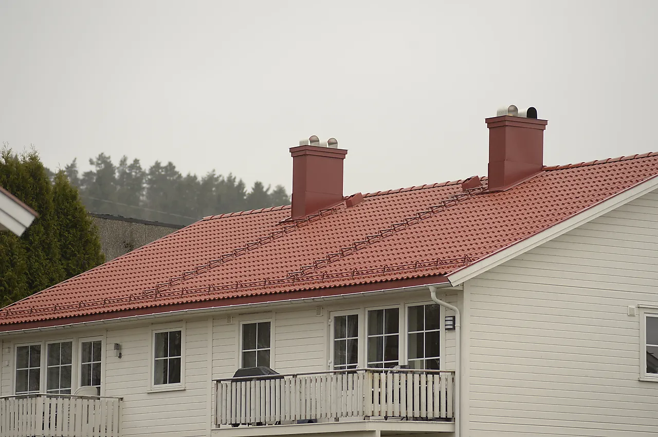 Gelenderrør 115 cm teglrød