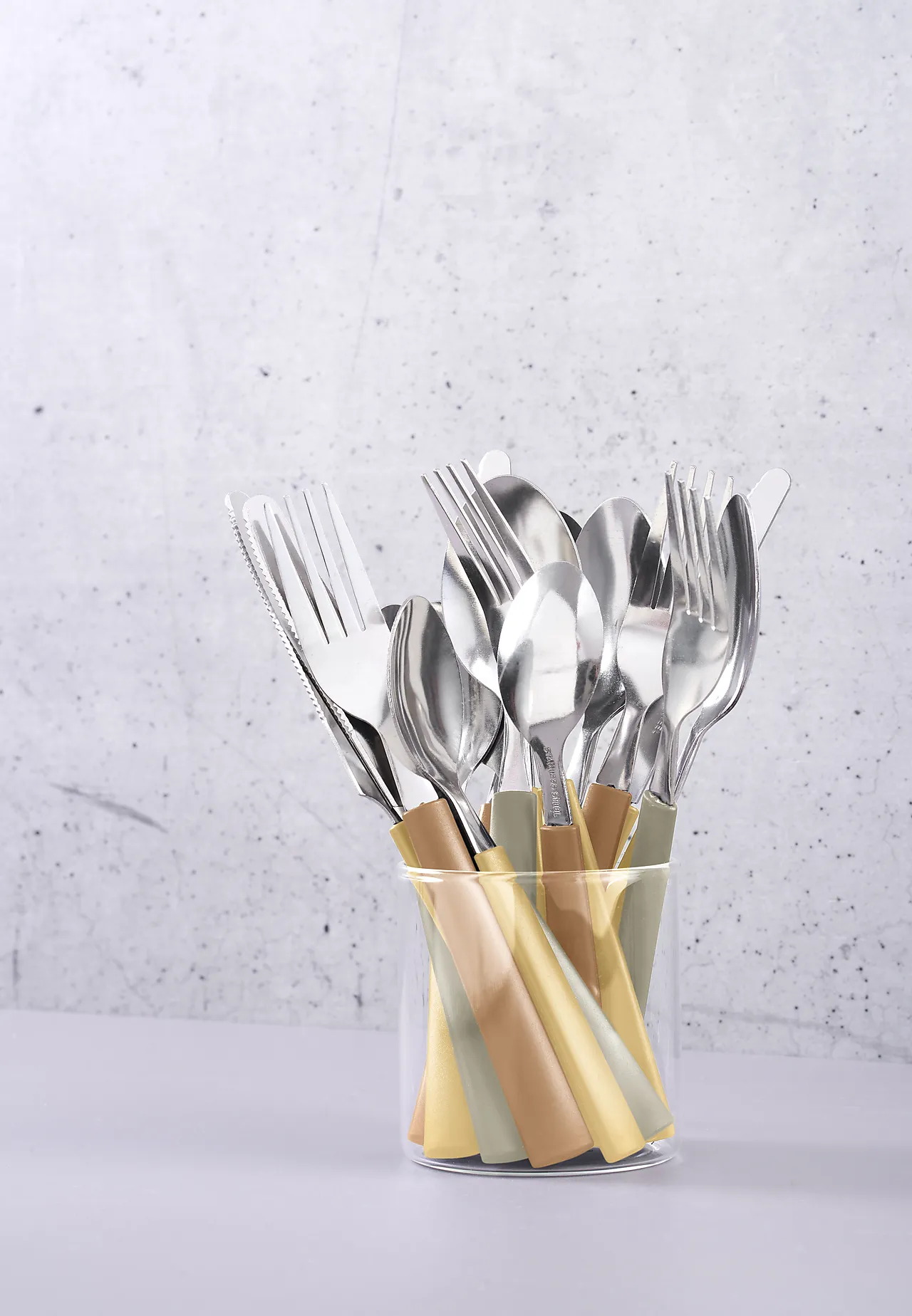 Bestikksett 16deler assorter day