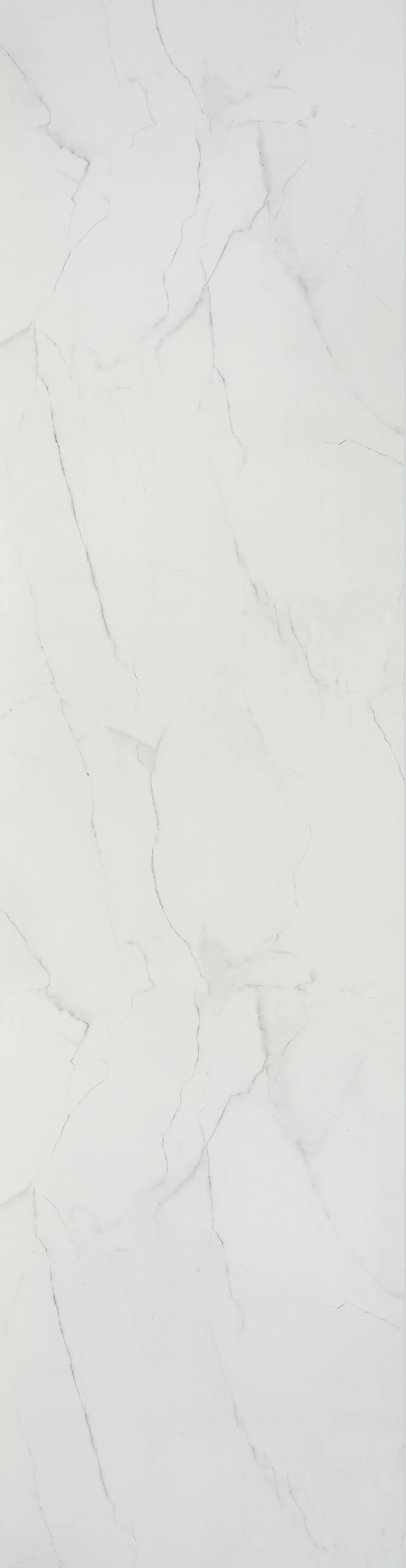 Baderomsplate 3487m10 bright marble 60x240cm 10x620x2400