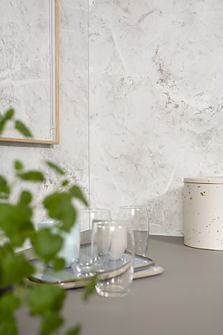 Fibo White Marble Kitchen Board, slett overflate