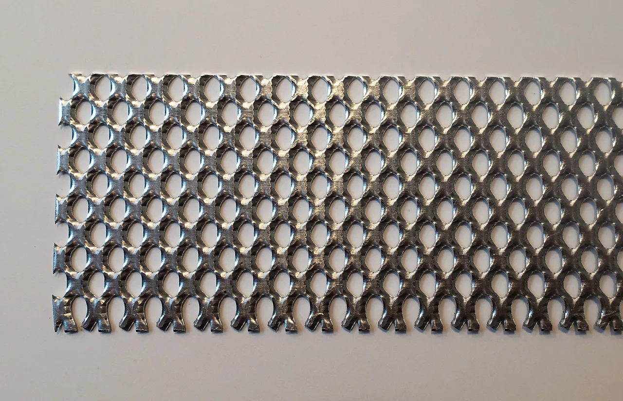 Beslag perforert slett 1x70mm