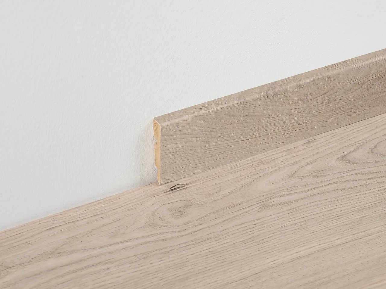 BerryAlloc sokkellist elite natural 60/12 2400mm