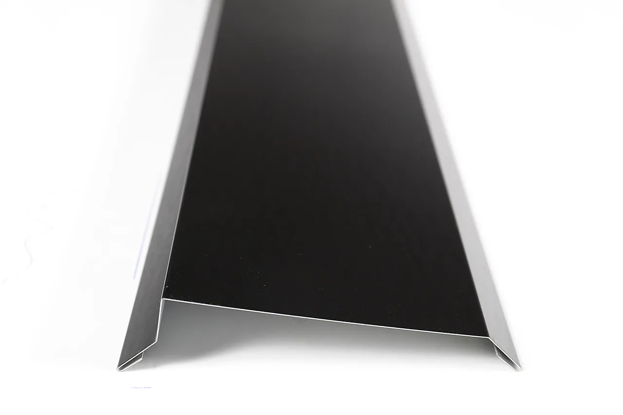 Vindskibeslag svart polyester 20x120x40 mm L=2000 mm
