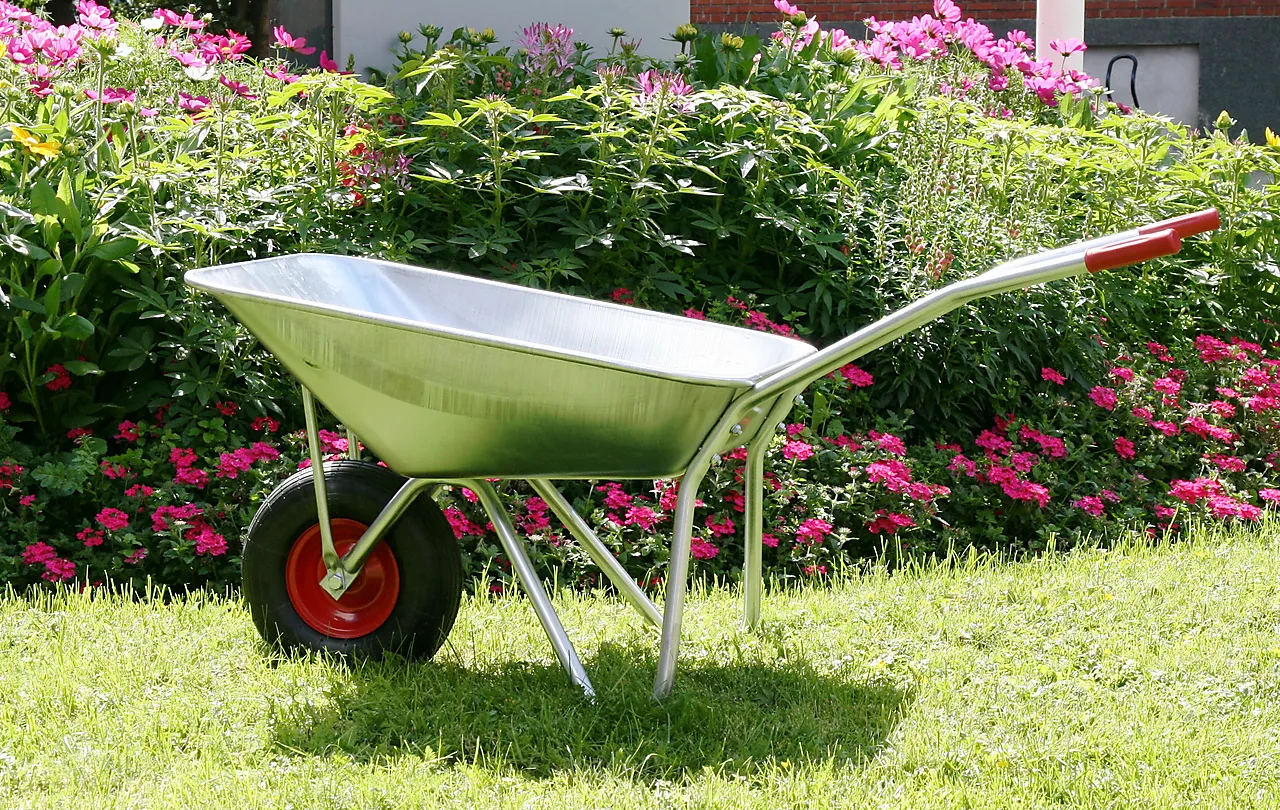 Trillebår hage pluss 013G