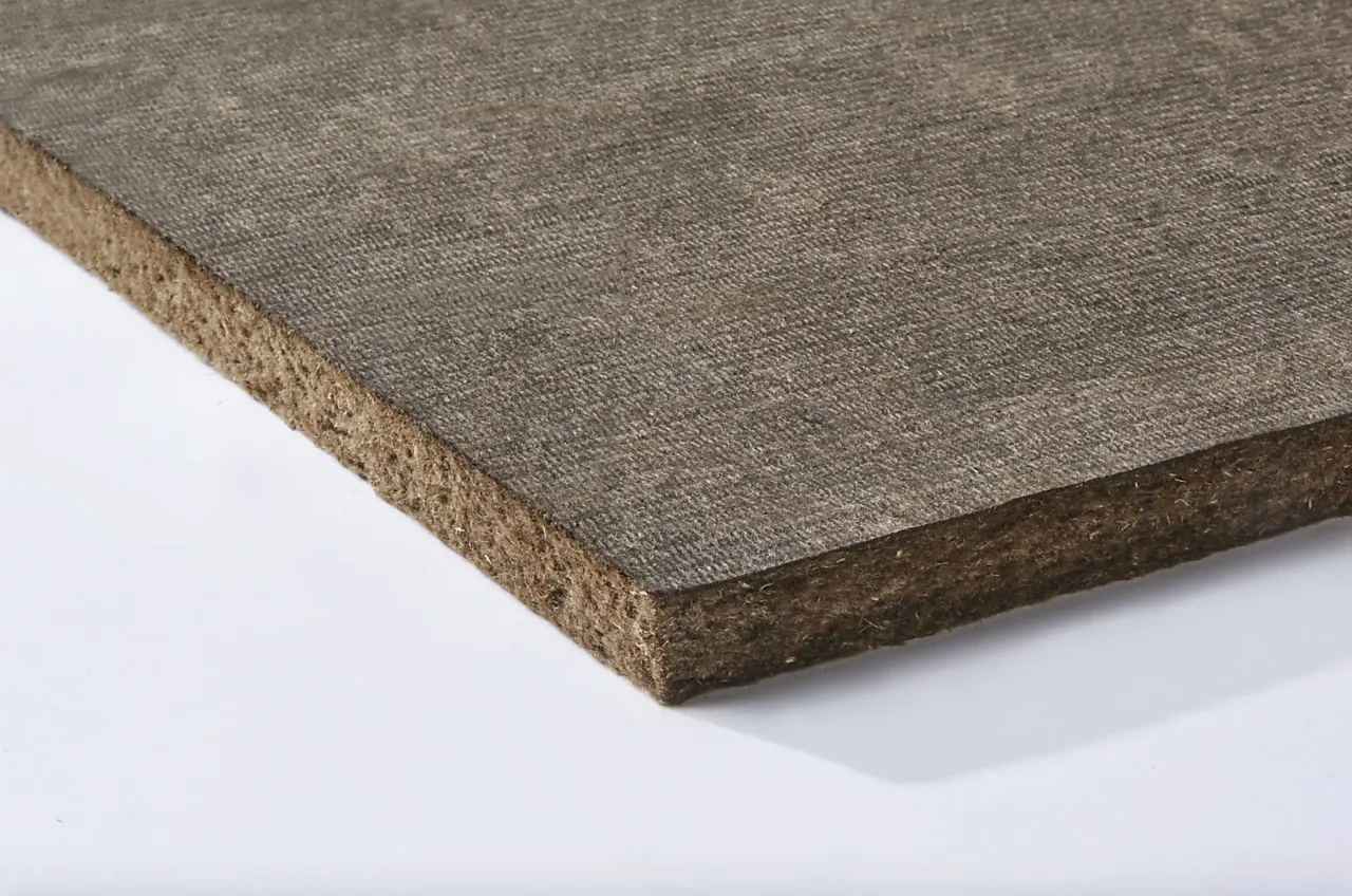 Hunton fiber form 12 150 2740 formskåret vindtett