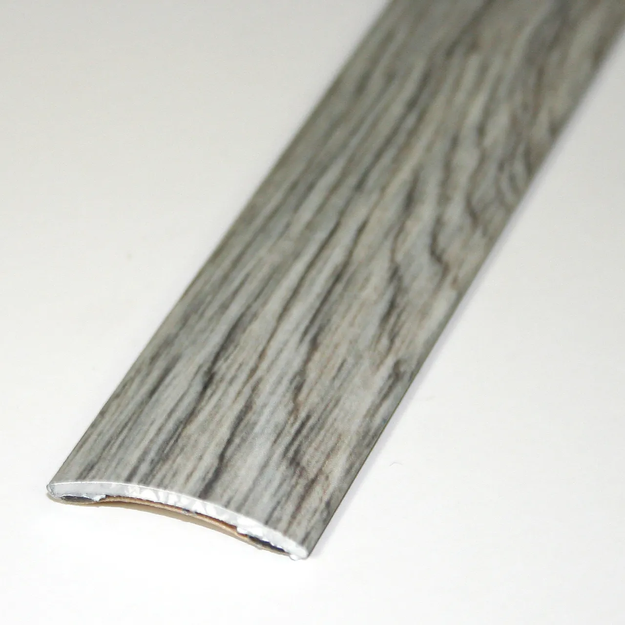 Overgangslist nr. 2 eik lysgrå 1 meter