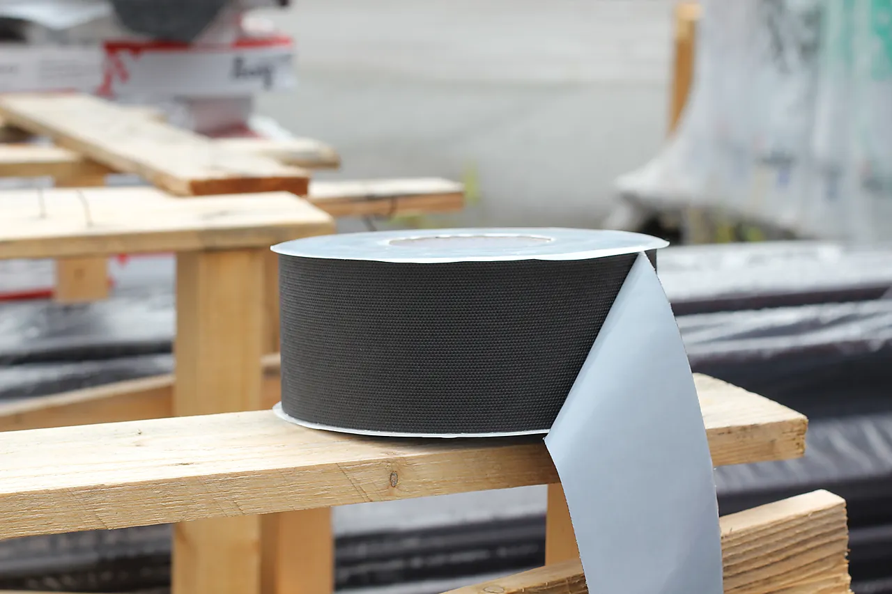 Undertak tape 75mmx25m Undertak tape 75mmx25m