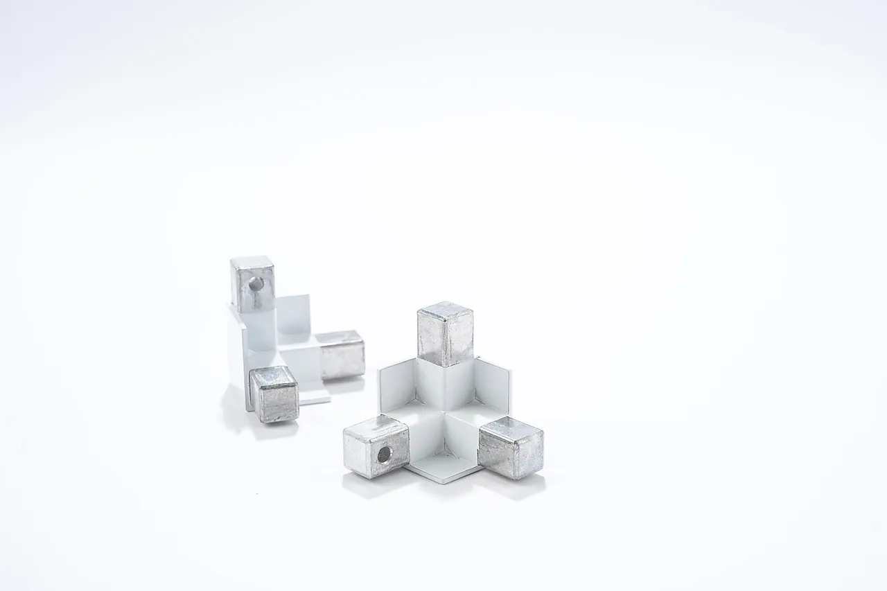 Sisterne hjørneboks hvit Sisterne hjørneboks hvit