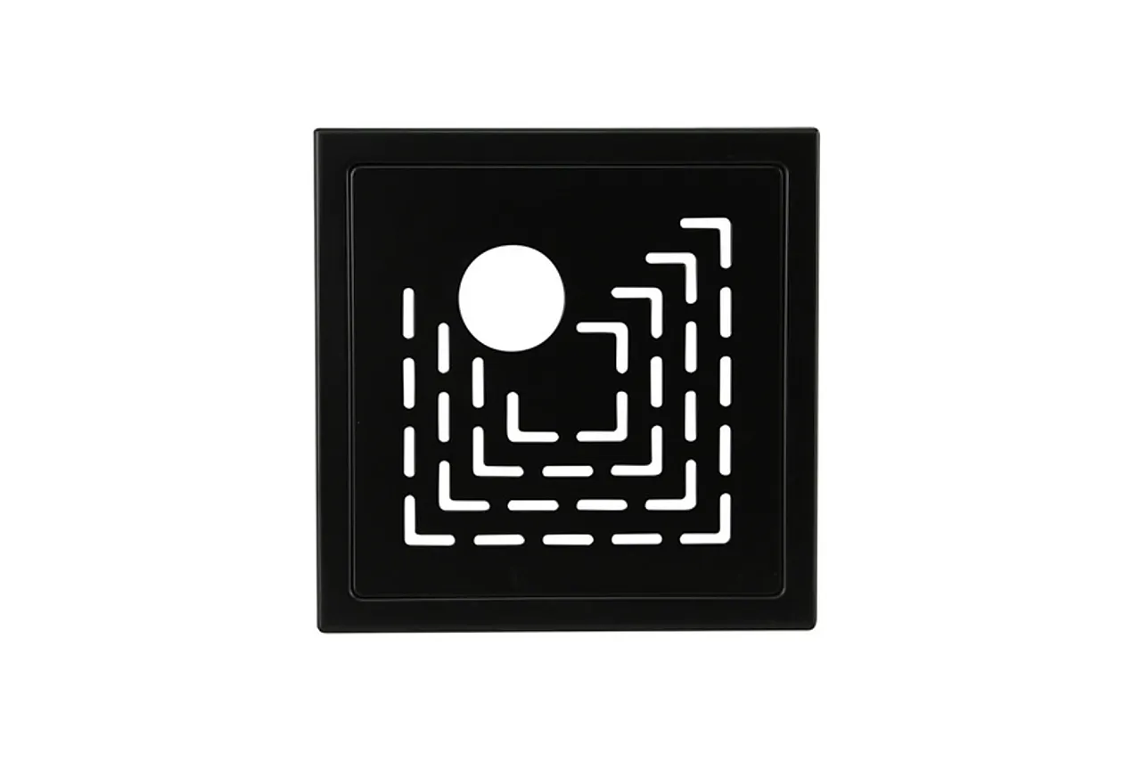 Slukrist klassisk 20x20 svart matt med uthugg Slukrist klassisk 20x20 svart matt med uthugg